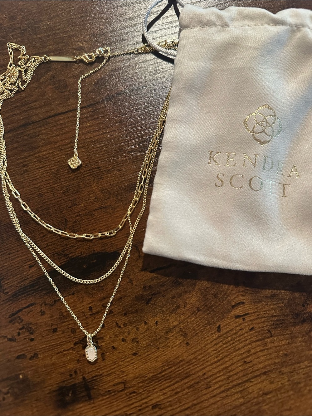 Kendra Scott MINI ELISA GOLD TRIPLE STRAND NECKLACE IRIDESCENT DRUSY